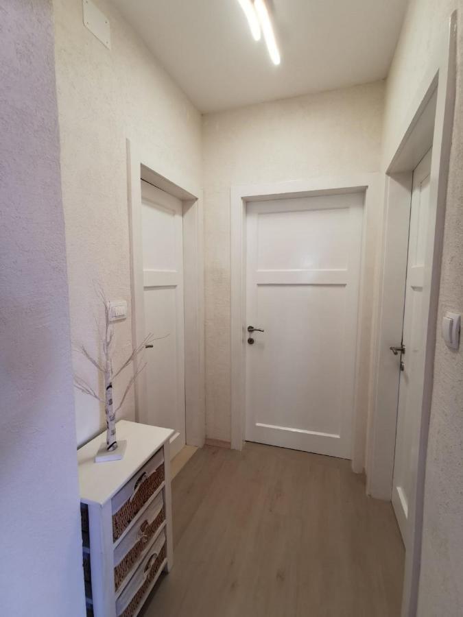 Apartment Nera 오미스 외부 사진