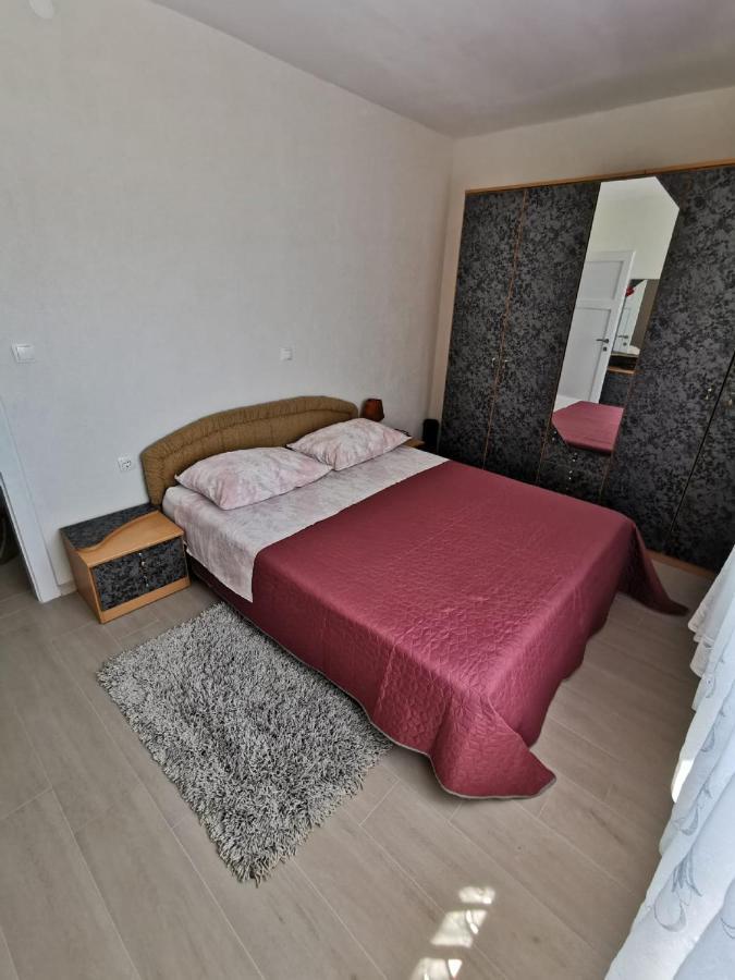 Apartment Nera 오미스 외부 사진